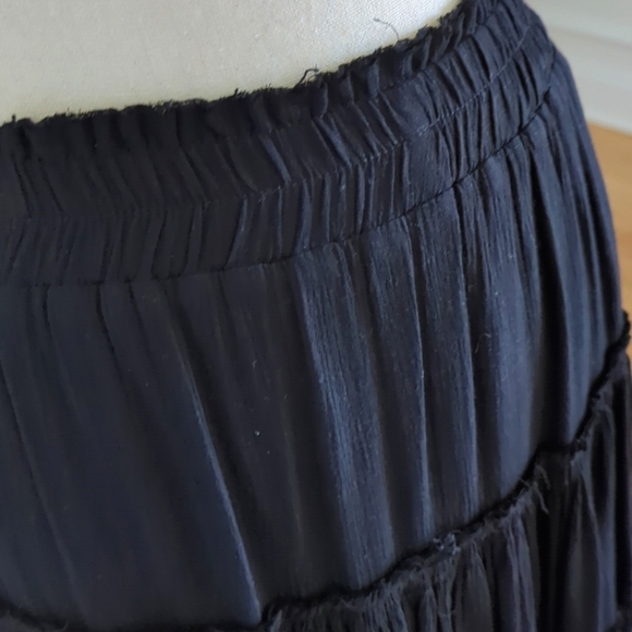 NWT Juniper Blu Black Tiered Ruffle Mini Skirt - Size S - Picture 8 of 11
